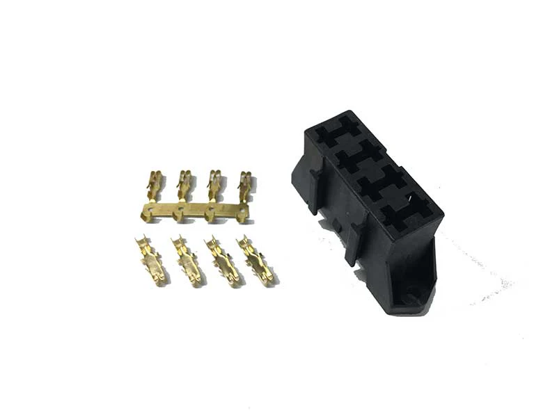 Automotive 4-Fuse Holder - Image 2