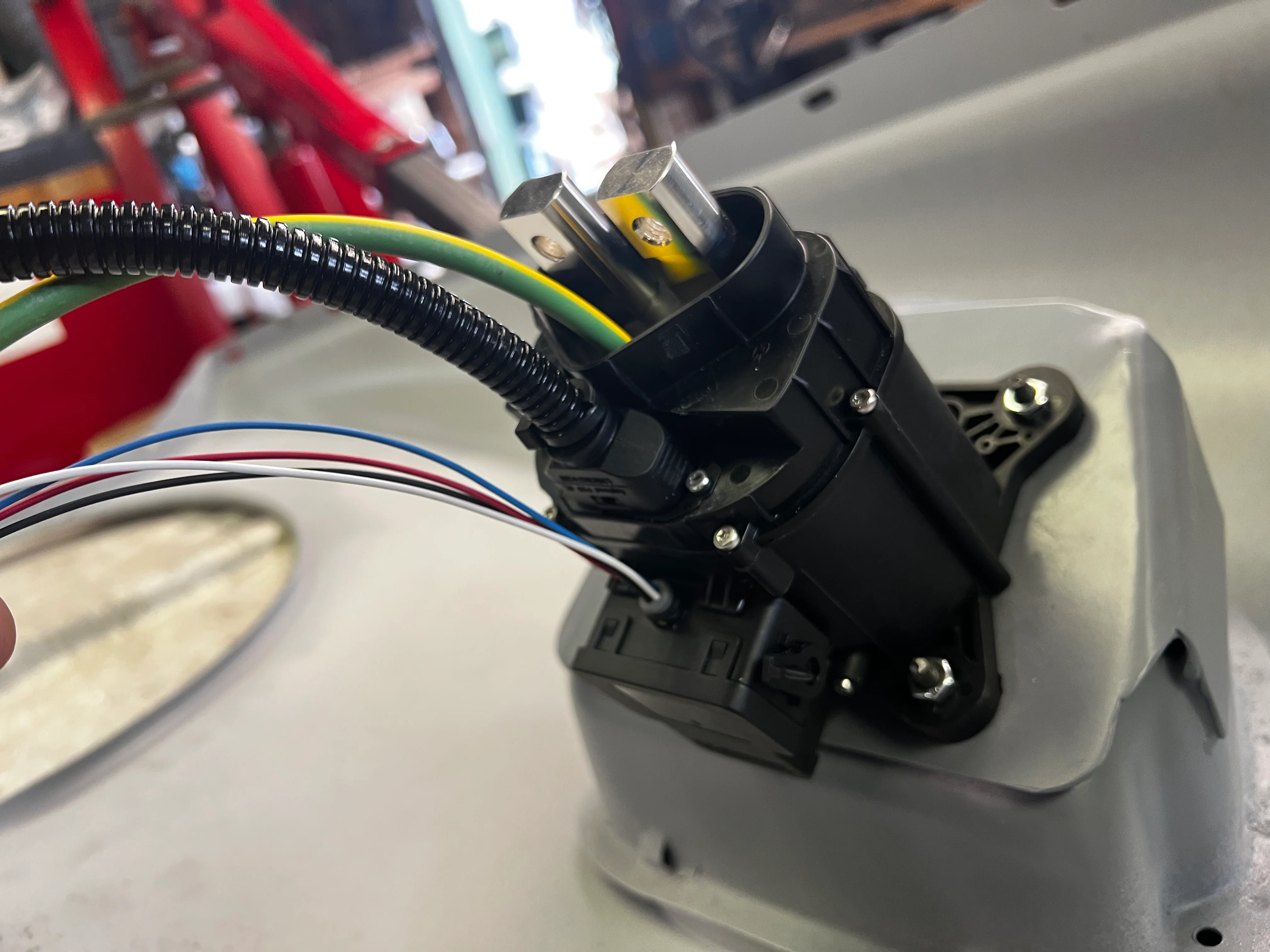 E-Lock for NACS/Tesla Charging Inlet - Image 3